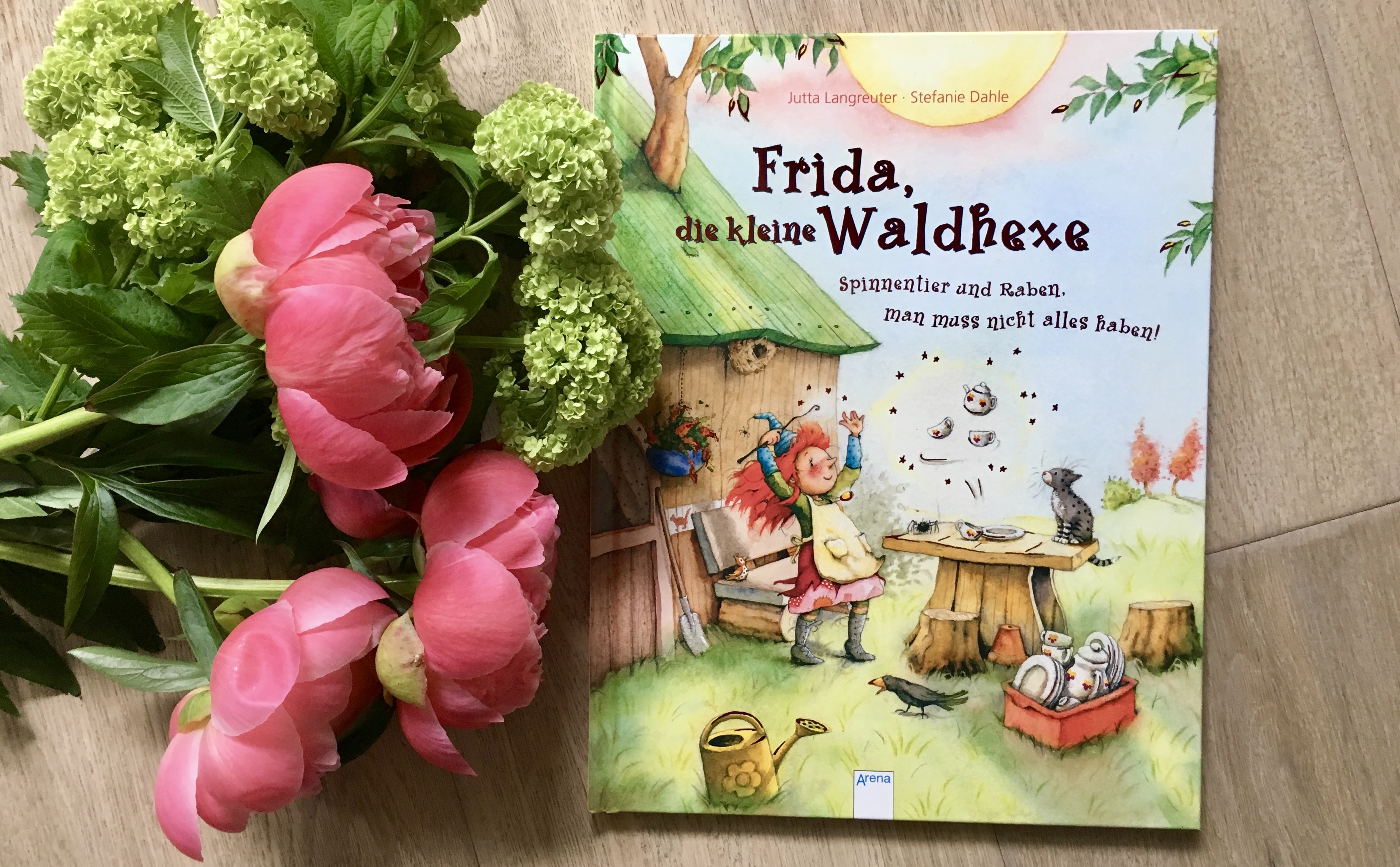 Frida, die kleine Waldhexe - Spinnentier und Raben, man muss nicht alles haben Jutta Langreuter (Text) und Stefanie Dahle (Illustration)