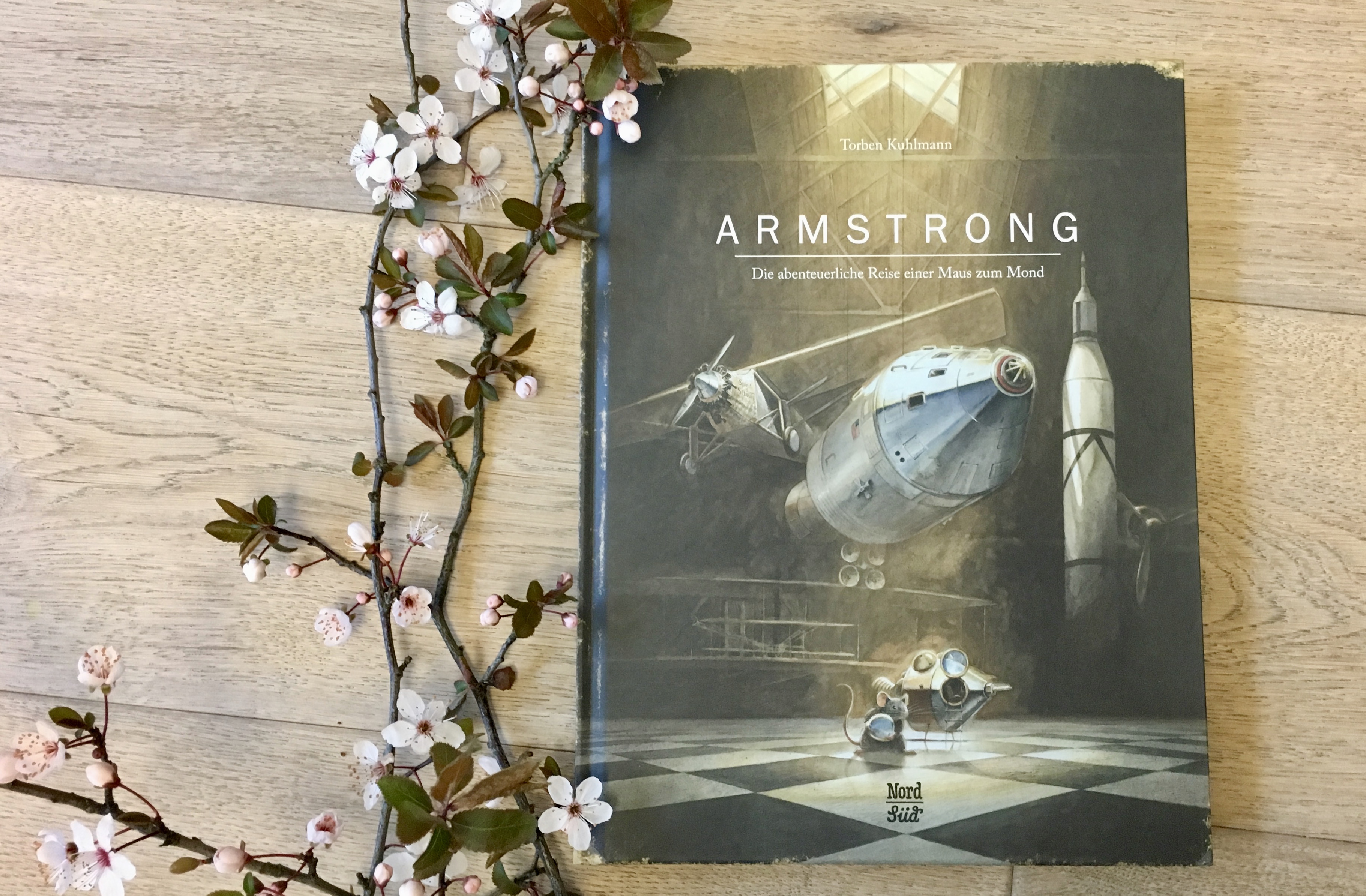 Armstrong von Torben Kuhlmann 