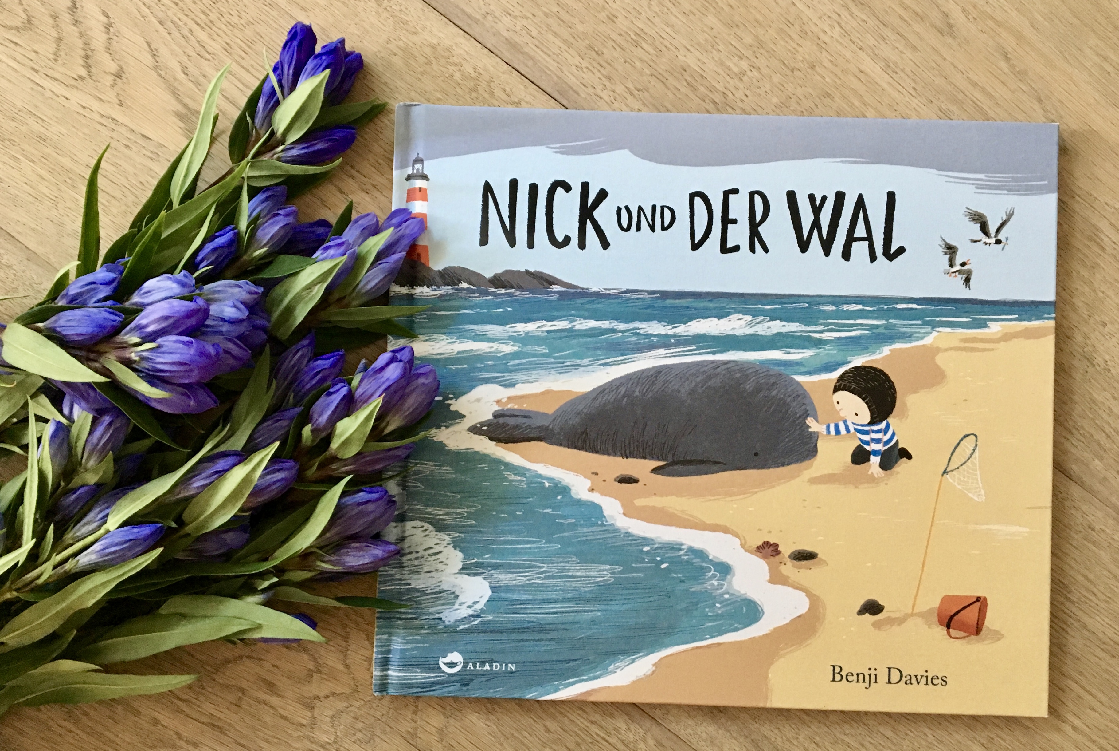 Nick und der Wal von Benji Davies (Text und Illustration)