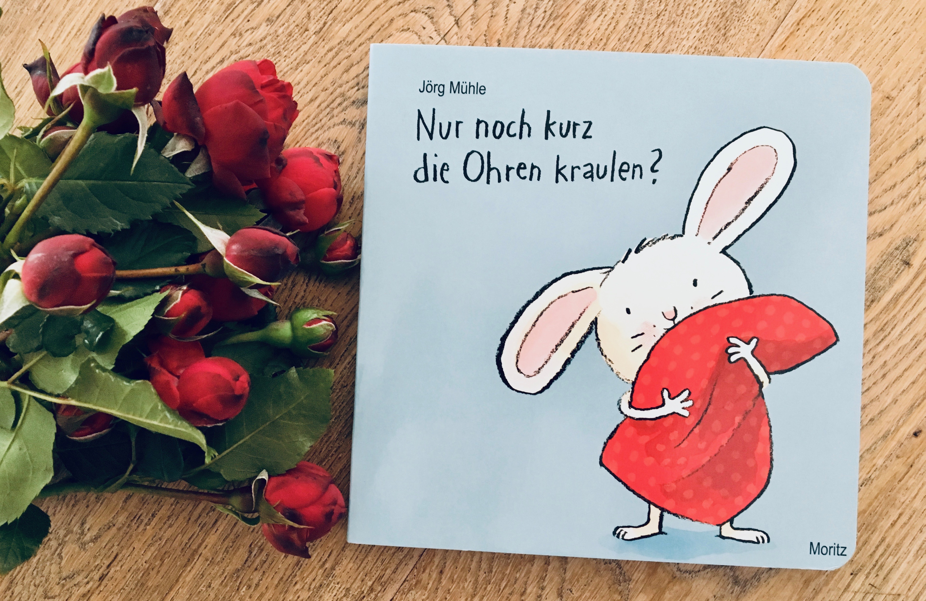 Nur noch kurz die Ohren kraulen?
von Jörg Mühle (Text und Illustration)